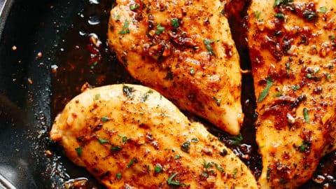 Lean food, chicken breast, for a protein-packed meal plan for weight loss