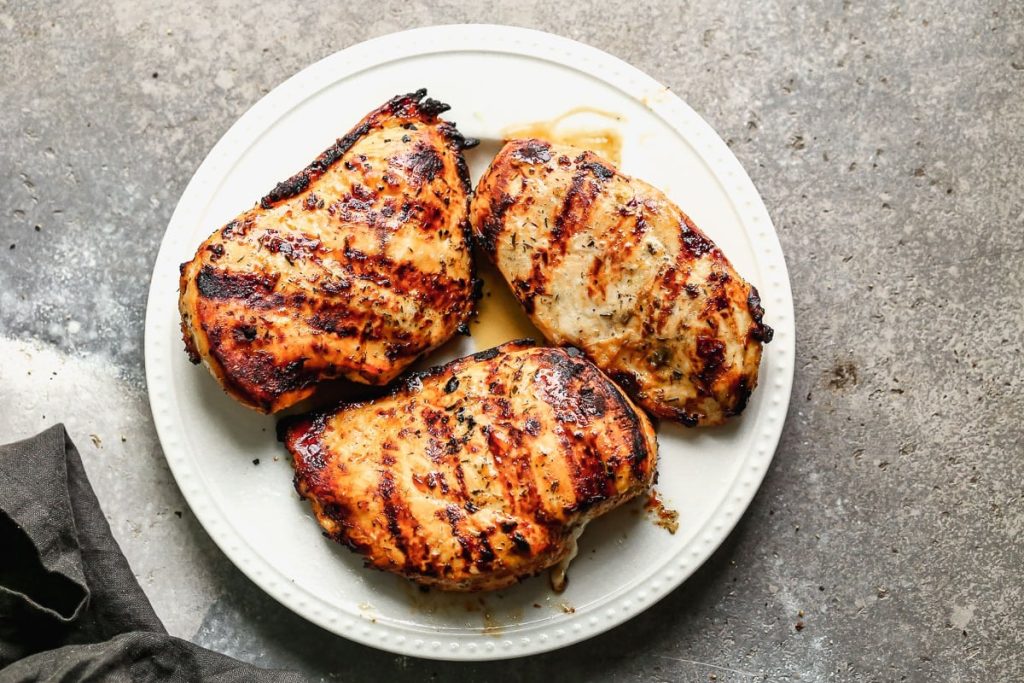 Best food to gain muscle – chicken breast for muscle growth.