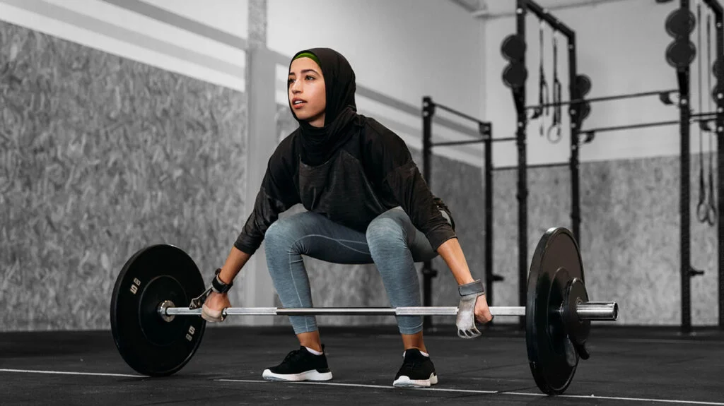 How to gain muscle with deadlifts – full-body strength exercise